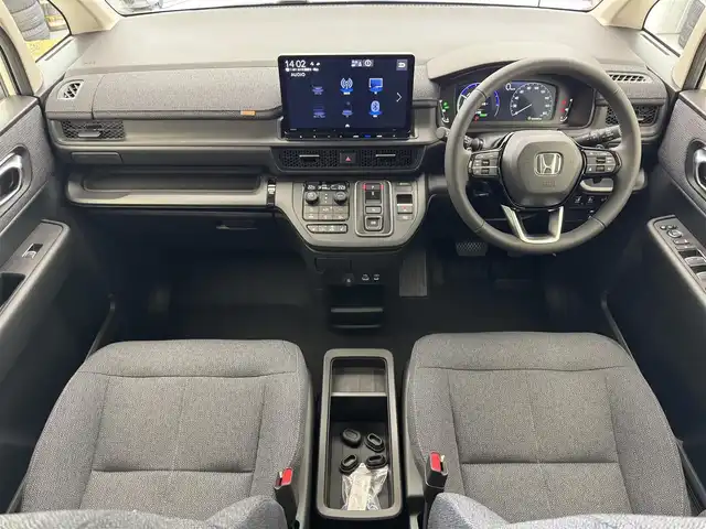 ホンダ ステップワゴン eHEV エアー EX 滋賀県 2025(令7)年 0.1千km プラチナホワイトパール 登録済未使用車/11.4インチ純正メモリーナビ/【Bluetooth/CD/DVD/USB/フルセグ】/バックカメラ/シートヒーター/2列目オットマン/両側パワースライドドア/パワーリアゲート/前後ソナー/ホンダセンシング/追従クルーズコントロール/BSM/電子パーキングブレーキ/オートホールド/LEDヘッドライト/オートハイビーム/MTモード付AT/純正16AW/WAC