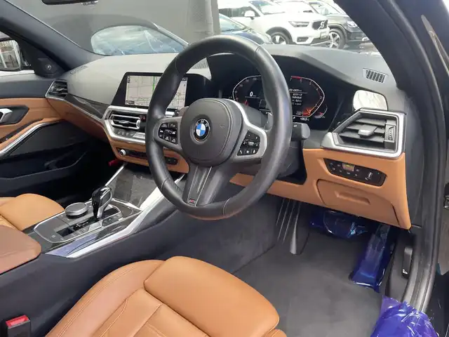 ＢＭＷ ３３０ｉ Mスポーツ 香川県 2019(平31)年 4.4万km サファイアブラックP ワンオーナー/純正ナビ/360度モニター/前後コーナーセンサー/アダクティブクルーズコントロール/レーンキープアシスト/ブラインドスポットモニター/ETC/茶革シート/前席シートヒーター/パワーシート/ハーマンカートン/パワーバックドア/ヘッドアップディスプレイ/置くだけ充電/前後純正ドライブレコーダー/純正18インチAW