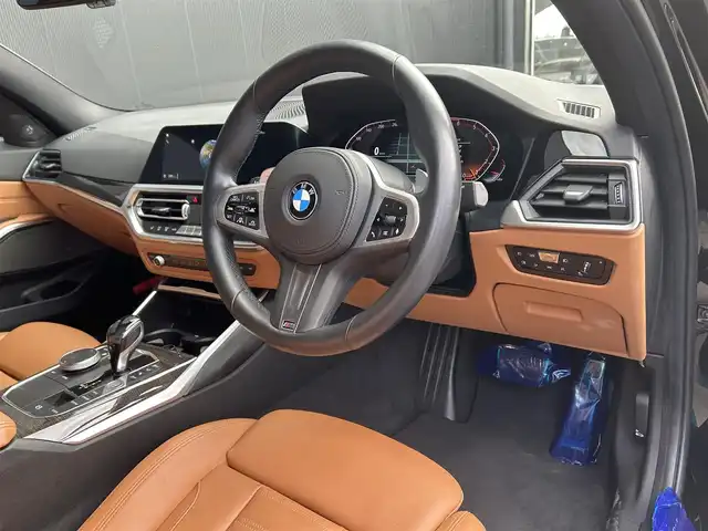 ＢＭＷ ３３０ｉ Mスポーツ 香川県 2019(平31)年 4.4万km サファイアブラックP ワンオーナー/純正ナビ/360度モニター/前後コーナーセンサー/アダクティブクルーズコントロール/レーンキープアシスト/ブラインドスポットモニター/ETC/茶革シート/前席シートヒーター/パワーシート/ハーマンカートン/パワーバックドア/ヘッドアップディスプレイ/置くだけ充電/前後純正ドライブレコーダー/純正18インチAW
