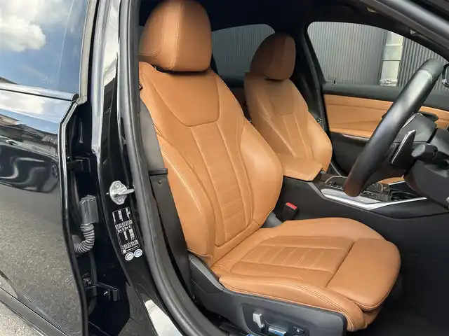 ＢＭＷ ３３０ｉ Mスポーツ 香川県 2019(平31)年 4.4万km サファイアブラックP ワンオーナー/純正ナビ/360度モニター/前後コーナーセンサー/アダクティブクルーズコントロール/レーンキープアシスト/ブラインドスポットモニター/ETC/茶革シート/前席シートヒーター/パワーシート/ハーマンカートン/パワーバックドア/ヘッドアップディスプレイ/置くだけ充電/前後純正ドライブレコーダー/純正18インチAW