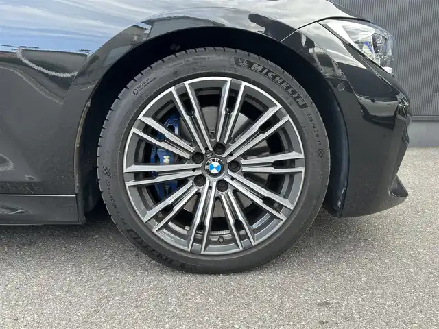 ＢＭＷ ３３０ｉ Mスポーツ 香川県 2019(平31)年 4.4万km サファイアブラックP ワンオーナー/純正ナビ/360度モニター/前後コーナーセンサー/アダクティブクルーズコントロール/レーンキープアシスト/ブラインドスポットモニター/ETC/茶革シート/前席シートヒーター/パワーシート/ハーマンカートン/パワーバックドア/ヘッドアップディスプレイ/置くだけ充電/前後純正ドライブレコーダー/純正18インチAW