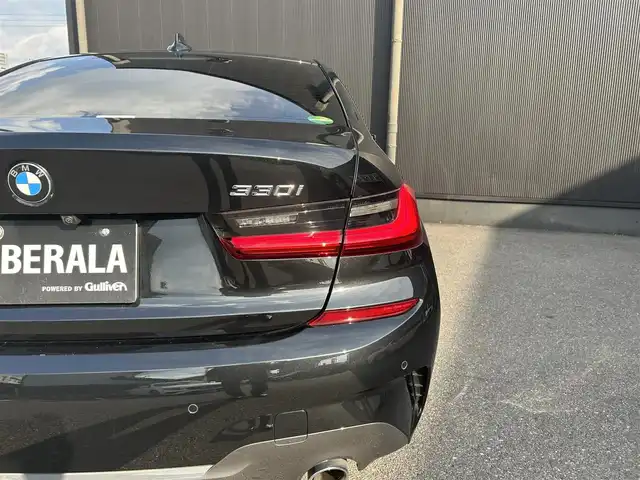 ＢＭＷ ３３０ｉ Mスポーツ 香川県 2019(平31)年 4.4万km サファイアブラックP ワンオーナー/純正ナビ/360度モニター/前後コーナーセンサー/アダクティブクルーズコントロール/レーンキープアシスト/ブラインドスポットモニター/ETC/茶革シート/前席シートヒーター/パワーシート/ハーマンカートン/パワーバックドア/ヘッドアップディスプレイ/置くだけ充電/前後純正ドライブレコーダー/純正18インチAW