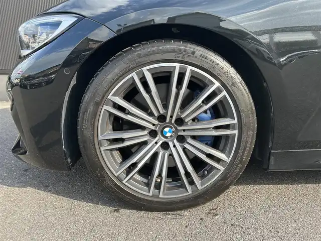 ＢＭＷ ３３０ｉ Mスポーツ 香川県 2019(平31)年 4.4万km サファイアブラックP ワンオーナー/純正ナビ/360度モニター/前後コーナーセンサー/アダクティブクルーズコントロール/レーンキープアシスト/ブラインドスポットモニター/ETC/茶革シート/前席シートヒーター/パワーシート/ハーマンカートン/パワーバックドア/ヘッドアップディスプレイ/置くだけ充電/前後純正ドライブレコーダー/純正18インチAW