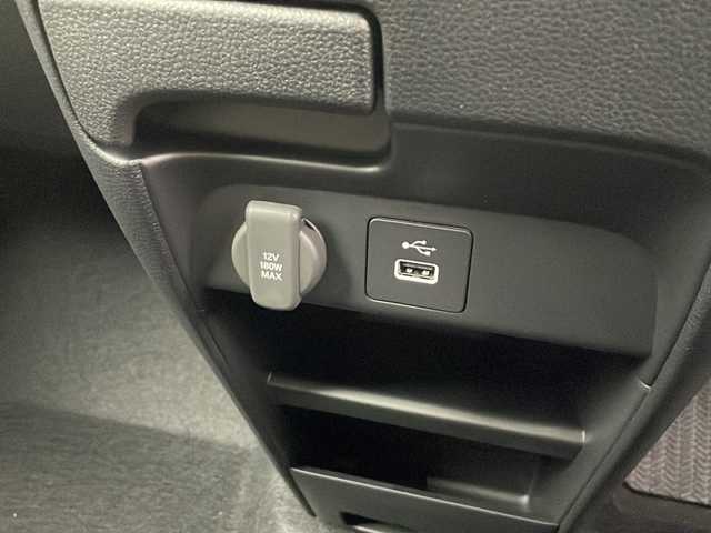 ホンダ フリード ハイブリット e:HEV クロスター 愛知県 2025(令7)年 0.1千km メテオロイドグレーメタリック /R7年10月登録済未使用車//純正HondaCONNECTナビ(LXM-242ZFNI)//フルセグTV・AMFM・Bluetooth・USB//AppleCarPlay・AndroidAuto//バックカメラ//HondaSENSING//前後パーキングセンサー//ブラインドスポットインフォメーション//オートハイビーム//フルLEDヘッドライト//オートライト//フロントフォグランプ//ルーフレール//両側パワースライドドア//後席サンシェード//プライムスムースコンビシート//2列目キャプテンシート//純正15インチアルミホイール//電子パーキングブレーキ//ブレーキホールド//革巻きステアリング//ステアリングスイッチ//プッシュスタート//電動格納ミラー//新車保証書・取扱説明書//スペアキー