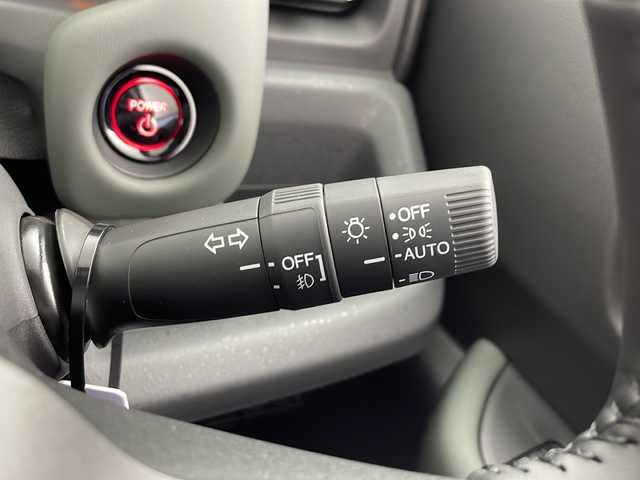 ホンダ フリード ハイブリット e:HEV クロスター 愛知県 2025(令7)年 0.1千km メテオロイドグレーメタリック /R7年10月登録済未使用車//純正HondaCONNECTナビ(LXM-242ZFNI)//フルセグTV・AMFM・Bluetooth・USB//AppleCarPlay・AndroidAuto//バックカメラ//HondaSENSING//前後パーキングセンサー//ブラインドスポットインフォメーション//オートハイビーム//フルLEDヘッドライト//オートライト//フロントフォグランプ//ルーフレール//両側パワースライドドア//後席サンシェード//プライムスムースコンビシート//2列目キャプテンシート//純正15インチアルミホイール//電子パーキングブレーキ//ブレーキホールド//革巻きステアリング//ステアリングスイッチ//プッシュスタート//電動格納ミラー//新車保証書・取扱説明書//スペアキー