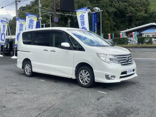 日産 セレナ ハイウェイスター Aセーフティ 山形県 2014(平26)年 9.9万km ブリリアントホワイトパール (株)IDOMが運営する【じしゃロン山形店】の自社ローン専用車両になります。/こちらは現金またはオートローンご利用時の価格です。/自社ローンご希望の方は別途その旨お申付け下さい。/メーカー純正ナビ/フルセグ/Bluetooth/HDD/AM/FM/CD/DVD/ETC/クルーズコントロール/両側パワースライドドア/アイドリングストップ/衝突軽減ブレーキ/横滑り防止装置/ISOFIX