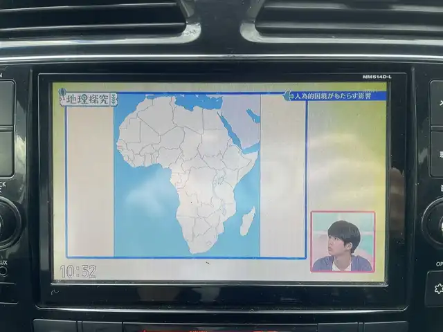 日産 セレナ ハイウェイスター Aセーフティ 山形県 2014(平26)年 9.9万km ブリリアントホワイトパール (株)IDOMが運営する【じしゃロン山形店】の自社ローン専用車両になります。/こちらは現金またはオートローンご利用時の価格です。/自社ローンご希望の方は別途その旨お申付け下さい。/メーカー純正ナビ/フルセグ/Bluetooth/HDD/AM/FM/CD/DVD/ETC/クルーズコントロール/両側パワースライドドア/アイドリングストップ/衝突軽減ブレーキ/横滑り防止装置/ISOFIX