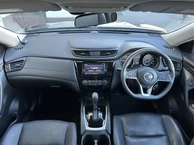 日産 エクストレイル 20S 静岡県 2018(平30)年 5.4万km ダイヤモンドブラック 純正7インチナビ/（Bluetooth/FM/AMCD/DVD）/ETC/４WD/リモコンキー/バックカメラ/オートライト/アイドリングストップ/純正フロアマット/合皮シート/フルフラットシート/リアウィンドウデフォッガー（曇り止め）/純正17SW