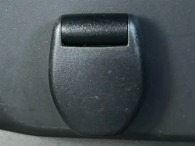 日産 エクストレイル 20S 静岡県 2018(平30)年 5.4万km ダイヤモンドブラック 純正7インチナビ/（Bluetooth/FM/AMCD/DVD）/ETC/４WD/リモコンキー/バックカメラ/オートライト/アイドリングストップ/純正フロアマット/合皮シート/フルフラットシート/リアウィンドウデフォッガー（曇り止め）/純正17SW