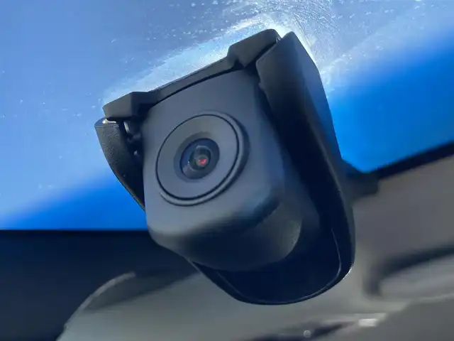 ホンダ オデッセイ ハイブリッド e:HEVアブソルート EX 静岡県 2021(令3)年 10.9万km プラチナホワイトパール Honda　SENSING/純正10インチナビ(VXU-217DYi)/　AM FM CD DVD Bluetooth USB SD AppleCarPlay/フルセグTV/前後方ドライブレコーダー/LEDオートヘッドランプ/レーダークルーズコントロール/シートヒーター(前席)/ハーフレザーシート/パワーバックドア/両側パワースライドドア/前後方クリアランスソナー/純正18インチアルミホイール/100Vソケット/ビルトインETC2.0/アラウンドビューモニター/パワーシート(前席)