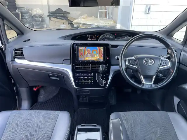 トヨタ エスティマ アエラス プレミアム 富山県 2017(平29)年 10.2万km アイスチタニウムマイカメタリック ワンオーナー/純正フリップダウンモニター/8インチナビ/フルセグＴＶ/Bluetooth/DVD再生/バックカメラ/両側パワースライドドア/クルーズコントロール/オートマチックハイビーム/衝突軽減ブレーキ/レーンディパーチャーアラート/コーナーセンサー/ビルトインETC/パワーシート/7人乗り/LEDオートライト