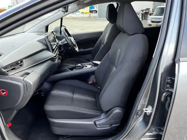 日産 ノート X FOUR 道央・札幌 2023(令5)年 6.9万km ダークメタルグレー ４WD/社外メモリーナビ/AM/FM/BT/衝突被害軽減ブレーキ/横滑り防止装置/クリアランスソナー/バックカメラ/ETC/ドライブレコーダー/アイドリングストップ/EVMODE/前席シートヒーター/革巻きステアリング/ステアリングリモコン/ハンドルヒーター/電動パーキング/オートブレーキホールド/プッシュスタート/スマートキー/ハロゲンヘッドライト/オートライト/ヘッドライトレベライザー/電動格納ミラー/ウィンカーミラー/社外フロアマット/スペアキー