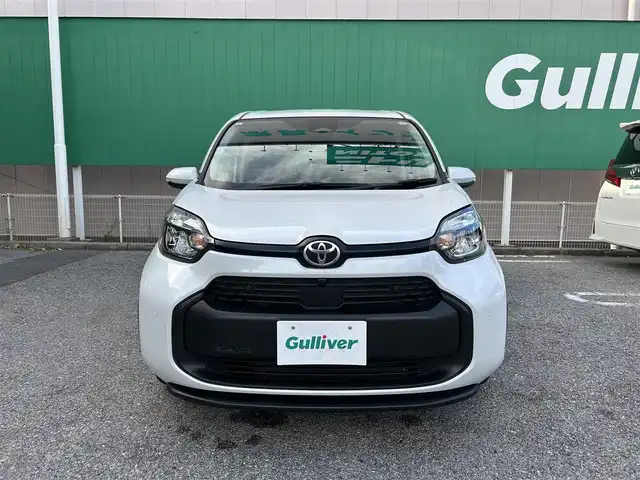 トヨタ シエンタ ハイブリッド G 千葉県 2024(令6)年 1.1万km プラチナホワイトパールマイカ 純正ディスプレイオーディオ(BT/ナビ)/両側パワースライド/スペアキー1本/USBポート/AC100Vコンセント2か所/コーナーセンサー/パノラミックビューモニター/レーダークルーズコントロール/プリクラッシュセーフティー/ステアリングスイッチ/レーンディパーチャーアラート/ブラインドスポットモニター/オートハイビーム/ビルトインETC/フロアマット