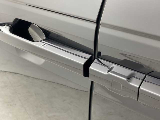 ホンダ ステップワゴン スパーダ eHEV 熊本県 2025(令7)年 0.1千km クリスタルブラックパール 純正11.4インチナビHonda CONNECTナビ（LXM-247VFLi）/・AM/FM/CD/DVD/SD/BT/USB/フルセグTV/バックカメラ/ホンダセンシング/・衝突軽減ブレーキ/・路外逸脱抑制機能/・アダプティブクルーズコントロール/・ブラインドスポットモニター/パドルシフト/電動パーキングブレーキ/ブレーキホールド/ECON/横滑り防止装置/両側パワースライドドア/電動リアゲート/前後コーナーセンサー/オットマン/LEDヘッドライト/オートライト/フォグランプ/ヘッドライトレベライザー/純正16インチアルミホイール/スマートキー/スペアキー/プッシュスタート/ワンオーナー