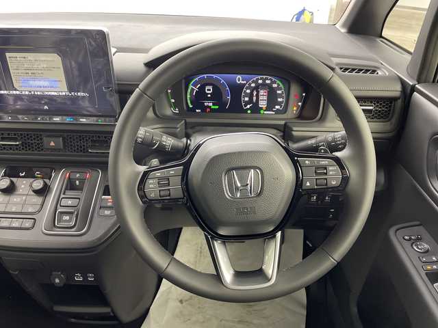 ホンダ ステップワゴン スパーダ eHEV 熊本県 2025(令7)年 0.1千km クリスタルブラックパール 純正11.4インチナビHonda CONNECTナビ（LXM-247VFLi）/・AM/FM/CD/DVD/SD/BT/USB/フルセグTV/バックカメラ/ホンダセンシング/・衝突軽減ブレーキ/・路外逸脱抑制機能/・アダプティブクルーズコントロール/・ブラインドスポットモニター/パドルシフト/電動パーキングブレーキ/ブレーキホールド/ECON/横滑り防止装置/両側パワースライドドア/電動リアゲート/前後コーナーセンサー/オットマン/LEDヘッドライト/オートライト/フォグランプ/ヘッドライトレベライザー/純正16インチアルミホイール/スマートキー/スペアキー/プッシュスタート/ワンオーナー