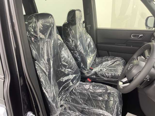 ホンダ ステップワゴン スパーダ eHEV 熊本県 2025(令7)年 0.1千km クリスタルブラックパール 純正11.4インチナビHonda CONNECTナビ（LXM-247VFLi）/・AM/FM/CD/DVD/SD/BT/USB/フルセグTV/バックカメラ/ホンダセンシング/・衝突軽減ブレーキ/・路外逸脱抑制機能/・アダプティブクルーズコントロール/・ブラインドスポットモニター/パドルシフト/電動パーキングブレーキ/ブレーキホールド/ECON/横滑り防止装置/両側パワースライドドア/電動リアゲート/前後コーナーセンサー/オットマン/LEDヘッドライト/オートライト/フォグランプ/ヘッドライトレベライザー/純正16インチアルミホイール/スマートキー/スペアキー/プッシュスタート/ワンオーナー