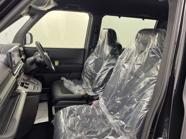 ホンダ ステップワゴン スパーダ eHEV 熊本県 2025(令7)年 0.1千km クリスタルブラックパール 純正11.4インチナビHonda CONNECTナビ（LXM-247VFLi）/・AM/FM/CD/DVD/SD/BT/USB/フルセグTV/バックカメラ/ホンダセンシング/・衝突軽減ブレーキ/・路外逸脱抑制機能/・アダプティブクルーズコントロール/・ブラインドスポットモニター/パドルシフト/電動パーキングブレーキ/ブレーキホールド/ECON/横滑り防止装置/両側パワースライドドア/電動リアゲート/前後コーナーセンサー/オットマン/LEDヘッドライト/オートライト/フォグランプ/ヘッドライトレベライザー/純正16インチアルミホイール/スマートキー/スペアキー/プッシュスタート/ワンオーナー