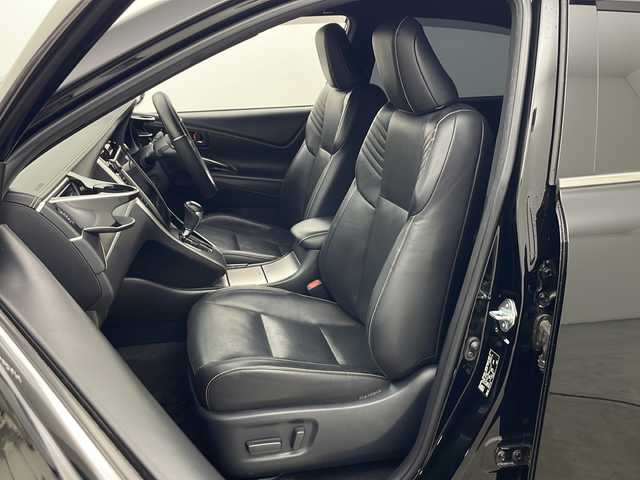 トヨタ ハリアー ハイブリッド プログレス メタル&レザーP 秋田県 2018(平30)年 5.7万km ブラック 4WD/純正ナビ/（FM/AM/Bluetooth/フルセグTV/CD/DVD）/バックカメラ/電動リアゲート/サンルーフ/レザーシート/衝突軽減装置/レーンキープアシスト/横滑り防止装置/クリアランスソナー/アイドリングストップ/ETC/前後ドライブレコーダー/ステアリングリモコン/前席シートヒーター/前席パワーシート/JBLサウンド/LEDヘッドライト/フォグランプ/オートライト/オートハイビーム/電動格納ミラー/プッシュスタート/スマートキー/純正アルミホイール/社外フロアマット