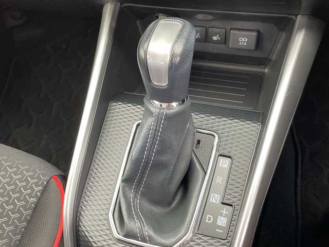 トヨタ ライズ Z 愛知県 2020(令2)年 5.5万km シャイニングホワイトパール 純正9型ナビ/全方位カメラ/レーダークルーズコントロール/シートヒーター/バックカメラ/コーナーセンサー/純正アルミホイール/LEDヘッドライト/オートマチックハイビーム/ドライブレコーダー/ETC/衝突軽減システム/フルセグ/CD DVD/Bluetooth/ステアリングスイッチ/スマートキー/プッシュスタート