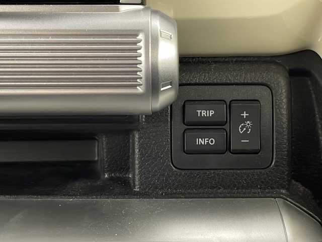 スズキ クロスビー HYBRID MZ 栃木県 2019(平31)年 2.8万km スピーディーブルーメタリック/ブラック2トーンルーフ 純正ナビ/（）/全方位カメラ/衝突軽減システム/車線逸脱抑制機能/横滑り防止/クリアランナソー/クルーズコントロール/前席シートヒーター/ドライブレコーダー/ビルトインETC/純正アルミホイール/社外フロアマット/電動格納ミラー/ステアリングスイッチ/ISOFIX/プッシュスタート/スマートキー