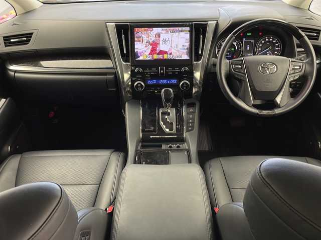 トヨタ アルファードハイブリット SR Cパッケージ 大阪府 2022(令4)年 4.8万km ホワイトパールクリスタルシャイン JBLサウンド/純正10.5インチナビ/【フルセグTV/Bluetooth/USB/FM/AM/HDMI】/純正12.1インチ後席モニター/ツインムーンルーフ/3眼LEDヘッドライト/パノラマミックビューモニター/パワーバックドア/BSM/AC100V/ステアリングヒーター/両側パワースライドドア/黒革シート/D/N席シートヒーター/D/N席シートベンチレーション/D/N席パワーシート/シートメモリー/後席オットマン/後席サンシェード/ビルトインETC2.0/トヨタセーフティセンス/・プリクラッシュセーフティー/・レーダークルーズコントロール/・レーンディパーチャーアラート/・ロードサインアシスト/・オートマチックハイビーム/純正17インチAW/スマートキー/スペアキー/プッシュスタート/