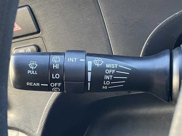 トヨタ アクア S 岡山県 2014(平26)年 11.9万km スーパーレッドⅤ 登録時走行距離118568km/社外ナビ/地デジTV（AM/FM/CD/DVD/Bluetooth)/バックカメラ/ETC/アイドリングストップ/USB入力端子/純正フロアマット/オートライト/横滑り防止装置/ドアバイザー/プッシュスタート/スマートキー/ウィンカーミラー/電動格納ミラー