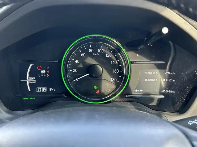 ホンダ ヴェゼル ハイブリッド X ホンダセンシング 福岡県 2016(平28)年 3.1万km ホワイトオーキッドパール ＳＤナビ　/バックカメラ　/クルコン　/衝突軽減　/パドルシフト　/ＥＴＣ　/ＬＥＤヘッドライト　/純正フロアマット　/ブレーキホールド　/電格ミラー　/純正１６ＡＷ　/禁煙車　/ＭＴモード付　/オートライト　/スペアキー