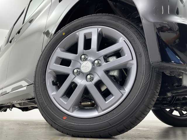 三菱 デリカミニ T プレミアム 福島県 2025(令7)年 0.1千km アメジストブラック 届出済未使用車　純正９型ディスプレイオーディオ　全周囲カメラ　電子ミラー　サイドデカール　マイパイロット　両側電動スライドドア　ハーフレザーシート　シートヒーター　ハンドルヒーター　ＬＥＤ　禁煙