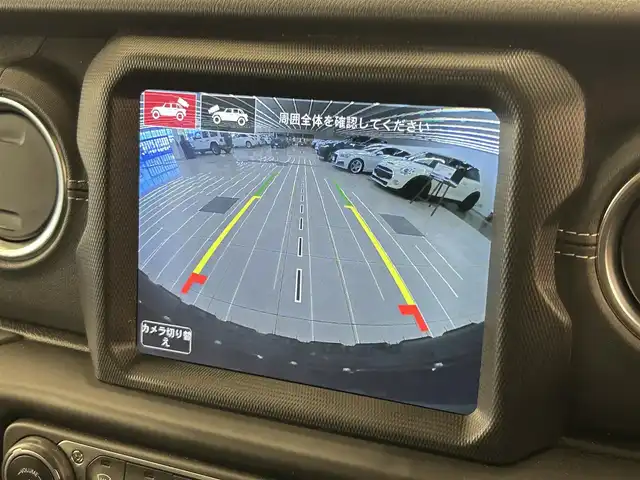クライスラー・ジープ ジープ ラングラー アンリミテッド モハベED 岡山県 2022(令4)年 2万km グラニトクリスタル 純正ナビ　/本革シート　/ＭＫＷ１７インチＡＷ　/フロント・リア・左サイドカメラ　/ＡｐｐｌｅＣａｒＰｌａｙ　/Bluetooth/ＡＣＣ　/シートヒーター　/ステアリングヒーター　/オートドアロック　/ブラインドスポット警告　/ＥＴＣ/前後PDC/背面タイヤ/自動緊急ブレーキ