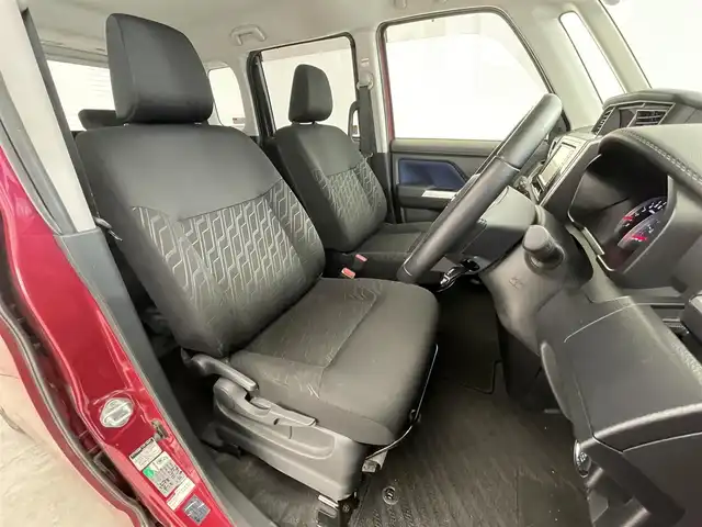 トヨタ タンク カスタムG S 滋賀県 2017(平29)年 2.2万km ブラックマイカ/マゼンダベリーメタリック 禁煙車/純正SDナビ/・NSCD-W66/・Bluetooth/CD/地デジTV/バックカメラ/両側自動スライドドア/LEDヘッドライト/革巻きステアリング/レーンキープ/クルーズコントロール/横滑り防止/アイドリングストップ/純正１４AW/ウィンカーミラー/プッシュスタート/スマートキー