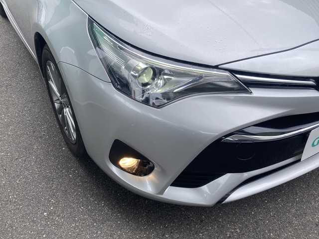 トヨタ アベンシス ワゴン Li 福島県 2016(平28)年 8万km シルバーM 純正SDナビ/・NSZT-W64/CD、DVD、BT、MSV、フルセグTV/レザーシート/純正ドライブレコーダー/MTモード付AT/バックカメラ/クルーズコントロール/フロアマット/純正17インチアルミホイール/オートライト/LEDライト/フォグランプ/バックフォグ/横滑り防止装置/保証書/取扱説明書