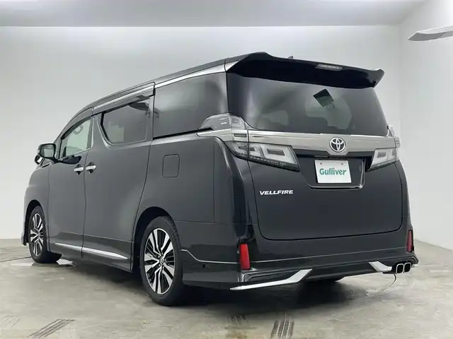 トヨタ ヴェルファイア Z Gエディション 岡山県 2020(令2)年 6.1万km ブラック ワンオーナー		/モデリスタエアロ（前・横・後下）	/純正9インチディスプレイオーディオ	/【Bluetooth/Carplay】	/バックカメラ/追従型クルーズコントロール	/オートハイビーム	/LEDヘッドライト（AUTO機能付き）	/ビルトインETC	/前席シートヒーター/前席エアシート	/前席パワーシート	/衝突軽減ブレーキシステム	/車線逸脱防止システム	/横滑り防止装置	/踏み間違い防止装置/純正18インチアルミ	/コーナーセンサー（前後）	/純正フロアマット	/ステアリングスイッチ	/ISOFIX/後席サンシェイド/シートリフター/ウィンカーミラー/ドアバイザー