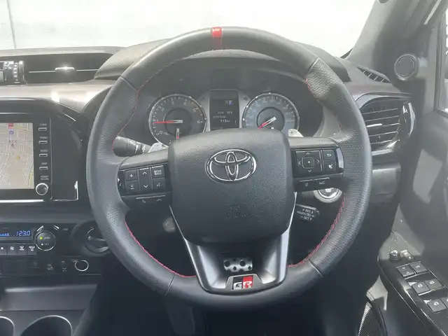 トヨタ ハイラックス Z GRスポーツ 千葉県 2023(令5)年 0.3万km スーパーホワイトⅡ ワンオーナー/４ＷＤ/ターボ/衝突軽減ブレーキ/全方位カメラ/純正8インチナビ/レーダークルーズコントロール/ＥＴＣ/レーダークルーズコントロール/パワーシート/純正１８インチアルミホイール