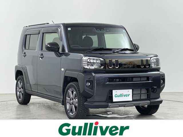 ダイハツ タフト G ダーククロムベンチャー 道央・札幌 2024(令6)年 0.3万km クロムグレーメタリック ・4WD /スマートアシスト/・衝突回避支援ブレーキ機能/・電動パーキングブレーキ/・先行車発進お知らせ機能/・オートハイビーム/LEDライト/・純正9インチディスプレイオーディオ  /・フルセグTV/Bluetooth/・全周囲カメラ/バックカメラ/・コーナーセンサー/・シートヒーター/・ドライブレコーダー/・純正フロアマット/・ダークブラックメッキ フード＆Bドアガーニッシュ/・ガンメタF＆Rアンダーガーニッシュ/・ガンメタAW/・黒Dミラー＆ドアアウターハンドル