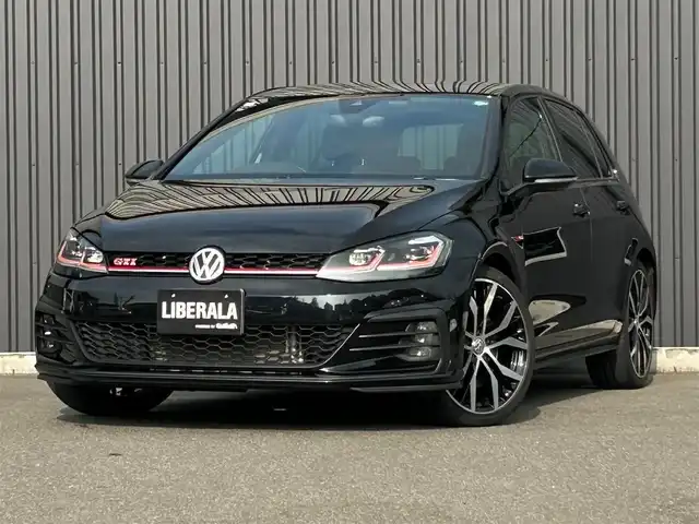 フォルクスワーゲン ゴルフ ＧＴＩ パフォーマンス 福島県 2019(平31)年 4.6万km ディープブラックパールエフェクト 特別・限定仕様車/アダプティブクルーズコントロール/ブラインドスポットモニター/レーンアシスト/ハーフレザーヒート/純正メモリナビ(BT/USB/CD/DVD/AUX)/フルセグTV/AppleCarPlay/バックカメラ/純正19AW/レッドブレーキキャリパー/ETC2.0/LEDライト/オートハイビーム/オートホールド/ドライブモード/ステアリングスイッチ/パドルシフト/アイドリングストップ/取扱説明書/スペアキー