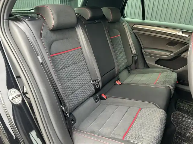 フォルクスワーゲン ゴルフ ＧＴＩ パフォーマンス 福島県 2019(平31)年 4.6万km ディープブラックパールエフェクト 特別・限定仕様車/アダプティブクルーズコントロール/ブラインドスポットモニター/レーンアシスト/ハーフレザーヒート/純正メモリナビ(BT/USB/CD/DVD/AUX)/フルセグTV/AppleCarPlay/バックカメラ/純正19AW/レッドブレーキキャリパー/ETC2.0/LEDライト/オートハイビーム/オートホールド/ドライブモード/ステアリングスイッチ/パドルシフト/アイドリングストップ/取扱説明書/スペアキー