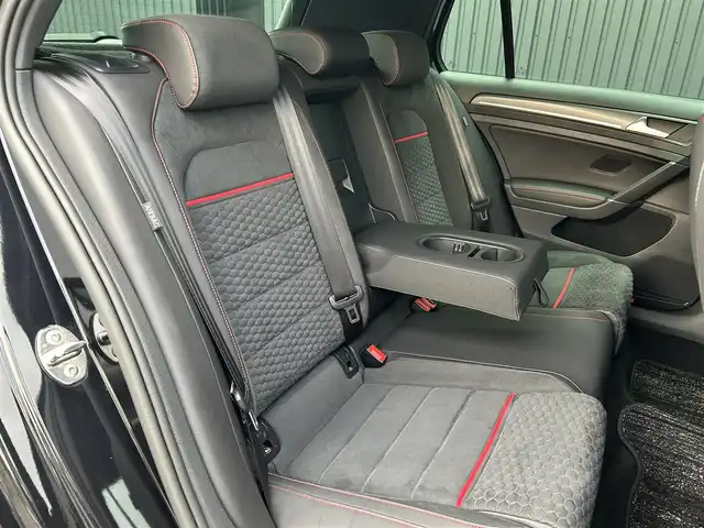 フォルクスワーゲン ゴルフ ＧＴＩ パフォーマンス 福島県 2019(平31)年 4.6万km ディープブラックパールエフェクト 特別・限定仕様車/アダプティブクルーズコントロール/ブラインドスポットモニター/レーンアシスト/ハーフレザーヒート/純正メモリナビ(BT/USB/CD/DVD/AUX)/フルセグTV/AppleCarPlay/バックカメラ/純正19AW/レッドブレーキキャリパー/ETC2.0/LEDライト/オートハイビーム/オートホールド/ドライブモード/ステアリングスイッチ/パドルシフト/アイドリングストップ/取扱説明書/スペアキー