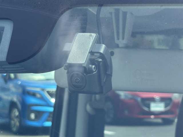 スズキ スペーシア カスタム HYBRID XS 大分県 2020(令2)年 7.6万km ピュアホワイトP ・純正ナビ(CD.DVD.SD.BT.USB)/・全方位カメラ/・フルセグテレビ/・デュアルカメラブレーキサポート/・ヘッドアップディスプレイ/・両側パワースライドドア/・レーダークルーズコントロール/・ETC/・前後ドライブレコーダー/・リアセンサー/・ステアリングリモコン/・運転席シートヒーター