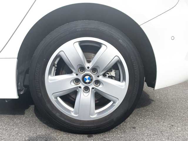 ＢＭＷ １１８ｉ プレイ 香川県 2020(令2)年 2.9万km アルピンホワイトⅢ ディスプレイオーディオ/Bluetooth/ワイヤレス充電/スマートキー/インテリジェントセーフティー/レーンキープアシスト/ブラインドスポットモニター/コーナーセンサー/純正16インチアルミ/D席パワーシート/バックカメラ/アイドリングストップ