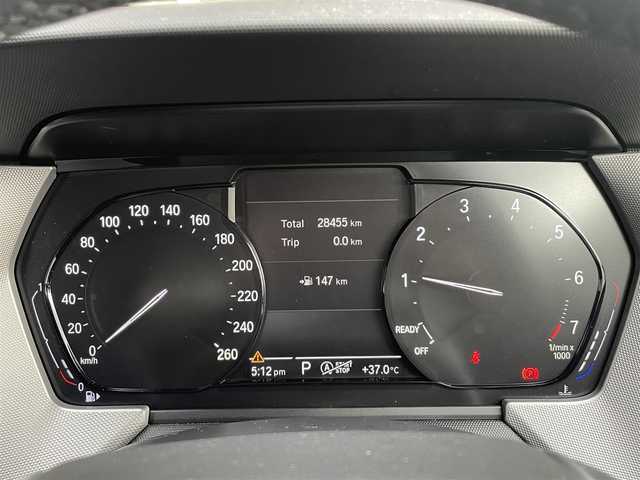 ＢＭＷ １１８ｉ プレイ 香川県 2020(令2)年 2.9万km アルピンホワイトⅢ ディスプレイオーディオ/Bluetooth/ワイヤレス充電/スマートキー/インテリジェントセーフティー/レーンキープアシスト/ブラインドスポットモニター/コーナーセンサー/純正16インチアルミ/D席パワーシート/バックカメラ/アイドリングストップ