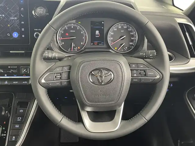 トヨタ ノア S－G 埼玉県 2025(令7)年 0.3万km アティチュードブラックマイカ 純正ナビ/(Bluetooth/CD/DVD/USB/AM/FM)/地デジフルセグ/バックカメラ/ETC2.0/アダプティブクルーズコントロール/車線逸脱警報/衝突軽減ブレーキ/クリアランスソナー/オートマチックハイビーム/電子パーキングシステム/ブレーキホールド/ドライブモードセレクト/前席シートヒーター/ウィンカーミラー/電動格納ミラー/フロントフォグランプ/ロールサンシェード/プッシュスタート/純正フロアマット/純正ドアバイザー/純正16インチアルミホイール