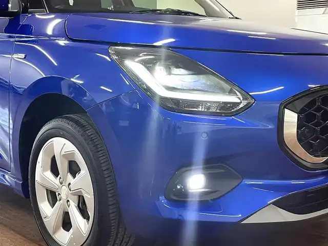 スズキ スイフト HYBRID MX 道央・札幌 2024(令6)年 2万km 青Ｍ ワンオーナー/4WD/衝突軽減ブレーキ/レーンキープアシスト/横滑り防止/アイドリングストップ/レーダークルーズコントロール/ブラインドスポットモニター/プッシュスタート/スマートキー×2/純正エンジンスターター/社外オーディオ/CD/Bluetooth/AUX/USB/AM/FM/シートヒーター（D/N）/ミラーヒーター/オートライト/純正フロアマット/純正ドアバイザー/LEDヘッドライト/フォグランプ/純正16インチAW/保証書/取扱説明書