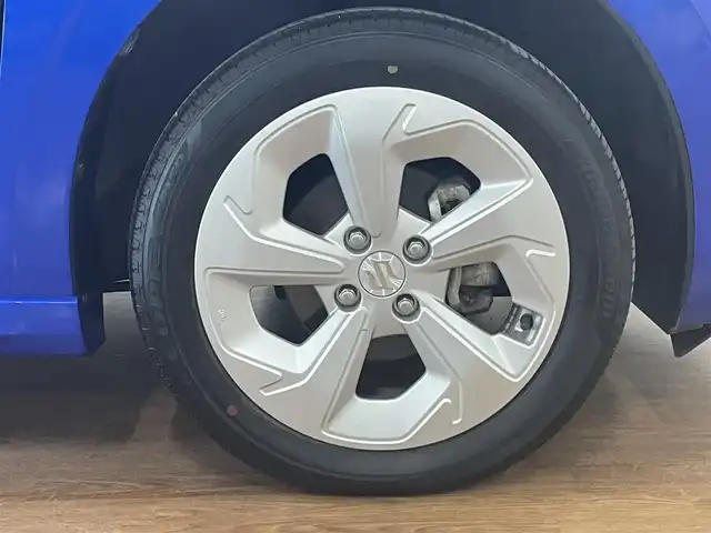 スズキ スイフト HYBRID MX 道央・札幌 2024(令6)年 2万km 青Ｍ ワンオーナー/4WD/衝突軽減ブレーキ/レーンキープアシスト/横滑り防止/アイドリングストップ/レーダークルーズコントロール/ブラインドスポットモニター/プッシュスタート/スマートキー×2/純正エンジンスターター/社外オーディオ/CD/Bluetooth/AUX/USB/AM/FM/シートヒーター（D/N）/ミラーヒーター/オートライト/純正フロアマット/純正ドアバイザー/LEDヘッドライト/フォグランプ/純正16インチAW/保証書/取扱説明書