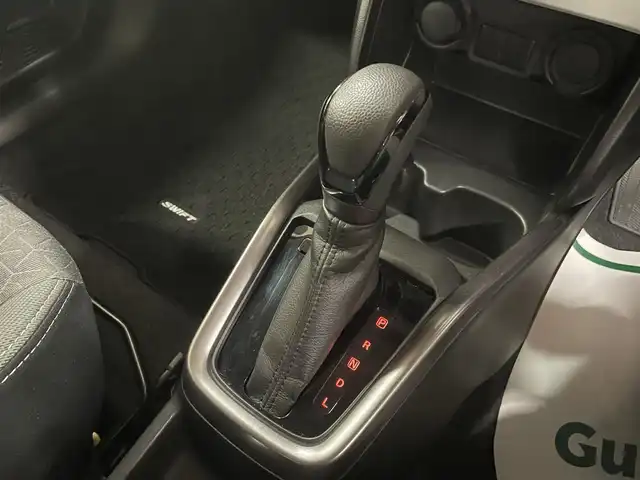 スズキ スイフト HYBRID MX 道央・札幌 2024(令6)年 2万km 青Ｍ ワンオーナー/4WD/衝突軽減ブレーキ/レーンキープアシスト/横滑り防止/アイドリングストップ/レーダークルーズコントロール/ブラインドスポットモニター/プッシュスタート/スマートキー×2/純正エンジンスターター/社外オーディオ/CD/Bluetooth/AUX/USB/AM/FM/シートヒーター（D/N）/ミラーヒーター/オートライト/純正フロアマット/純正ドアバイザー/LEDヘッドライト/フォグランプ/純正16インチAW/保証書/取扱説明書