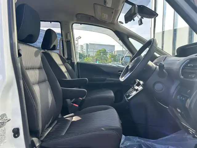 日産 セレナ ハイウェイスター V 大阪府 2020(令2)年 6.3万km ブリリアントホワイトパール ETC2.0 /360°カメラ /メモリナビ /追従型クルーズコントロール /プロパイロット/ 純正ナビ　/ミュージックサーバー　/Bluetooth　/純正フロアマット　/前方ドライブレコーダー　/ LEDヘッドライト/フリップダウンモニター