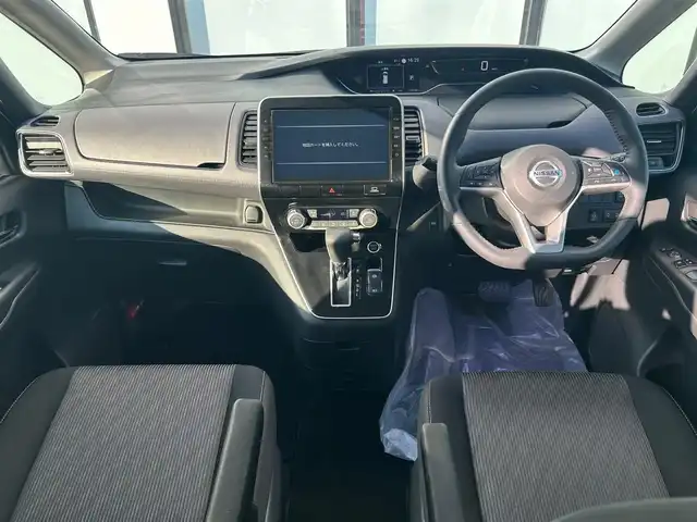 日産 セレナ ハイウェイスター V 大阪府 2020(令2)年 6.3万km ブリリアントホワイトパール ETC2.0 /360°カメラ /メモリナビ /追従型クルーズコントロール /プロパイロット/ 純正ナビ　/ミュージックサーバー　/Bluetooth　/純正フロアマット　/前方ドライブレコーダー　/ LEDヘッドライト/フリップダウンモニター