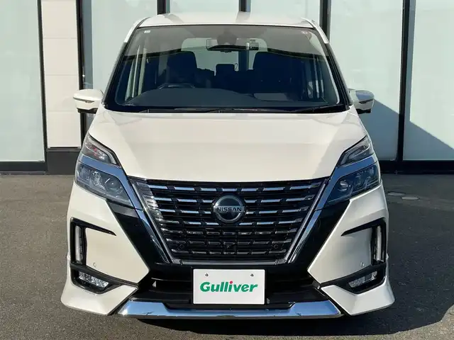 日産 セレナ ハイウェイスター V 大阪府 2020(令2)年 6.3万km ブリリアントホワイトパール ETC2.0 /360°カメラ /メモリナビ /追従型クルーズコントロール /プロパイロット/ 純正ナビ　/ミュージックサーバー　/Bluetooth　/純正フロアマット　/前方ドライブレコーダー　/ LEDヘッドライト/フリップダウンモニター