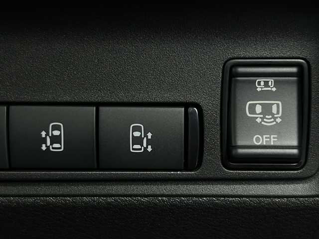 日産 セレナ e－パワー ハイウェイスター V 茨城県 2025(令7)年 0.1千km プリズムホワイト 登録済未使用車　純正１２．３型ナビ　全周囲カメラ　フルセグＴＶ　デジタルインナーミラー　ＥＴＣ２．０　アダプティブクルーズコントロール　両側電動スライドドア　純正アルミホイール　スマートキー　禁煙車