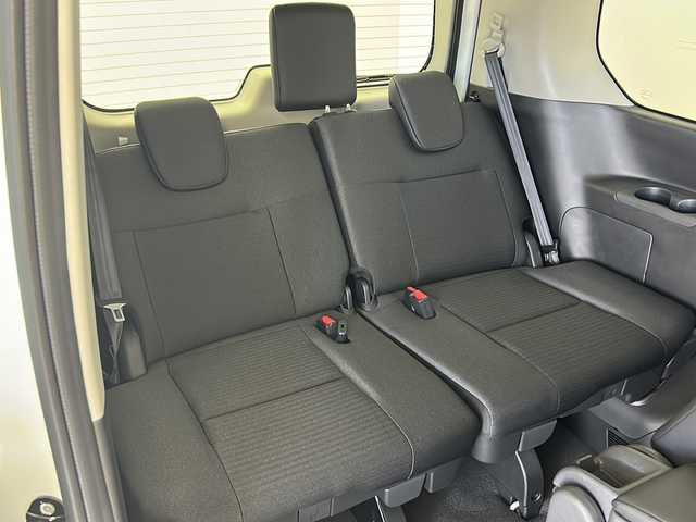 日産 セレナ e－パワー ハイウェイスター V 茨城県 2025(令7)年 0.1千km プリズムホワイト 登録済未使用車　純正１２．３型ナビ　全周囲カメラ　フルセグＴＶ　デジタルインナーミラー　ＥＴＣ２．０　アダプティブクルーズコントロール　両側電動スライドドア　純正アルミホイール　スマートキー　禁煙車