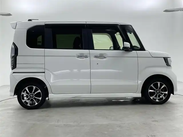 ホンダ Ｎ ＢＯＸ カスタム G L ホンダセンシング 福島県 2020(令2)年 2.9万km プラチナホワイトパール ４WD/純正9インチナビ/【AM/FM/CD/Bluetooth/フルセグTV/USB】/バックカメラ/ETC/片側パワースライドドア/ホンダセンシング/・衝突軽減ブレーキ/・クルーズコントロール（追従有）/・車線逸脱警報機能/・レーンキープアシスト/シートヒーター/プッシュスタート/スマートキー/スペアキー/オートライト/LEDヘッドライド